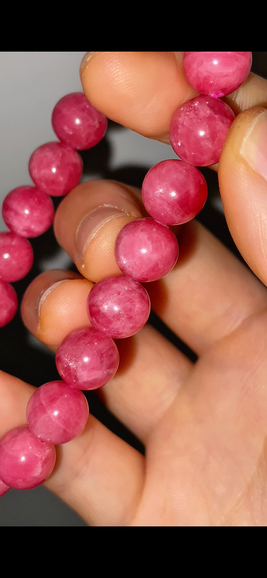 Cat Eyes Rhodonite