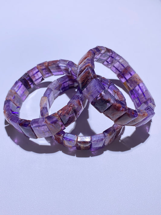 106 Purple Garden Quartz Bangle