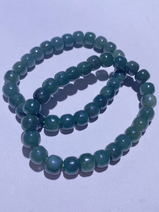 192 Dark Green Jade Button Shape